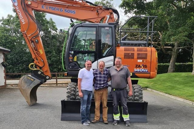 Construction Careers - E. Lynch & Sons Construction Careers - E. Lynch & Sons